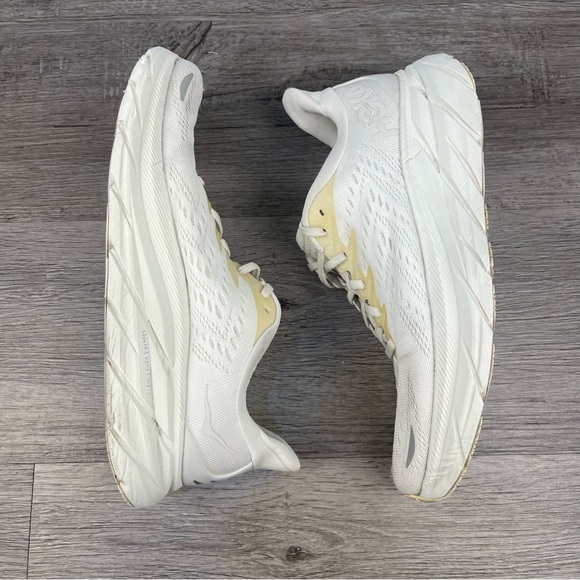 Hoka Clifton 8 Size 10B Men’s White GUC - Picture 3 of 9